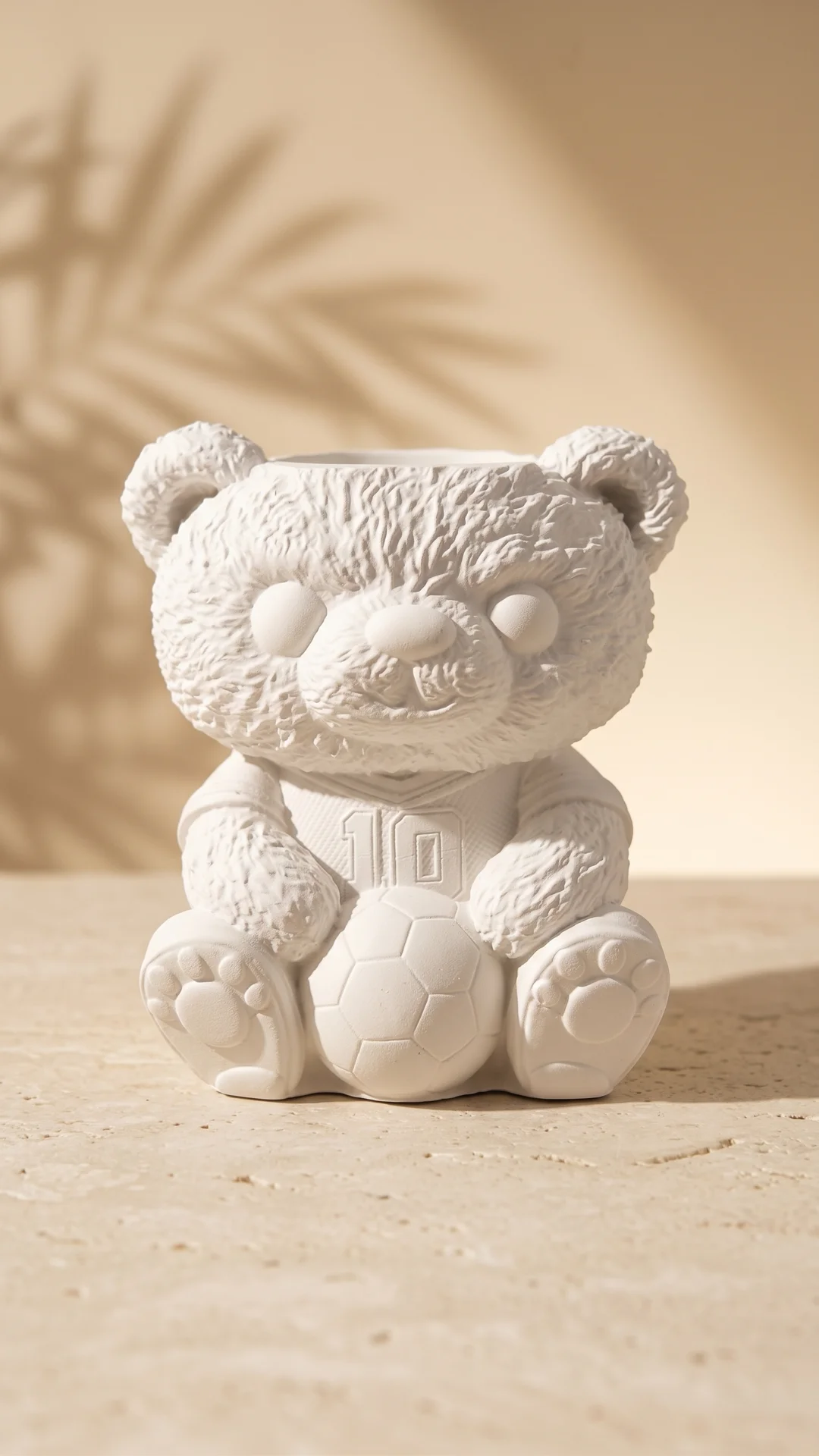 Osito Futbolero de yeso cerámico blanco ZEVELLA